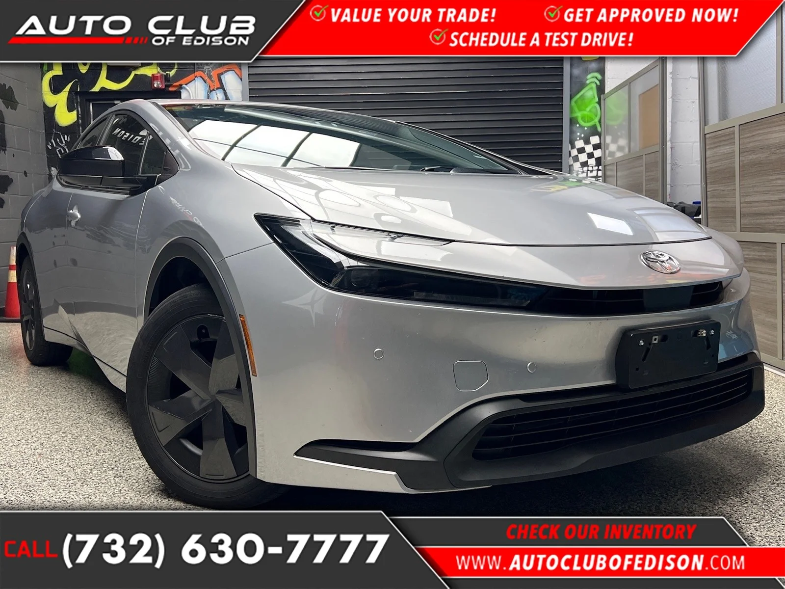 Used 2024 Cutting Edge (1l0) Toyota LE image 1