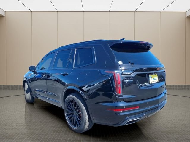 Used 2020 Black Cadillac Sport image 9