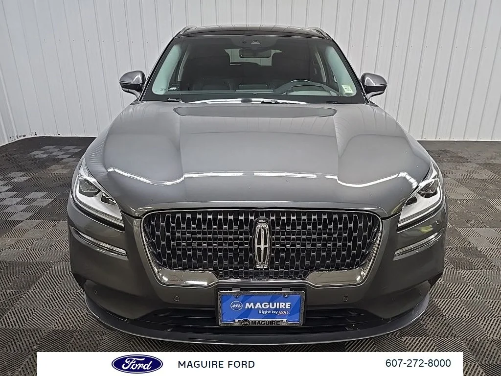 Used 2022 Gray Metallic Lincoln Reserve image 11