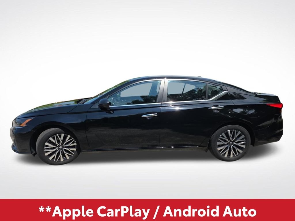 2025 Nissan Altima SV - Photo 3
