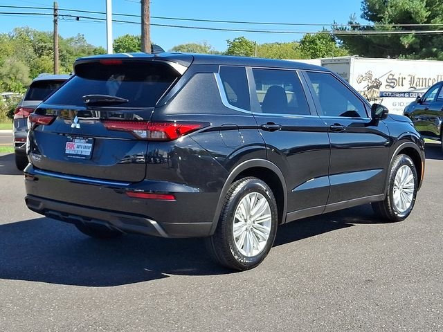 Used 2022 Black Mitsubishi ES image 7