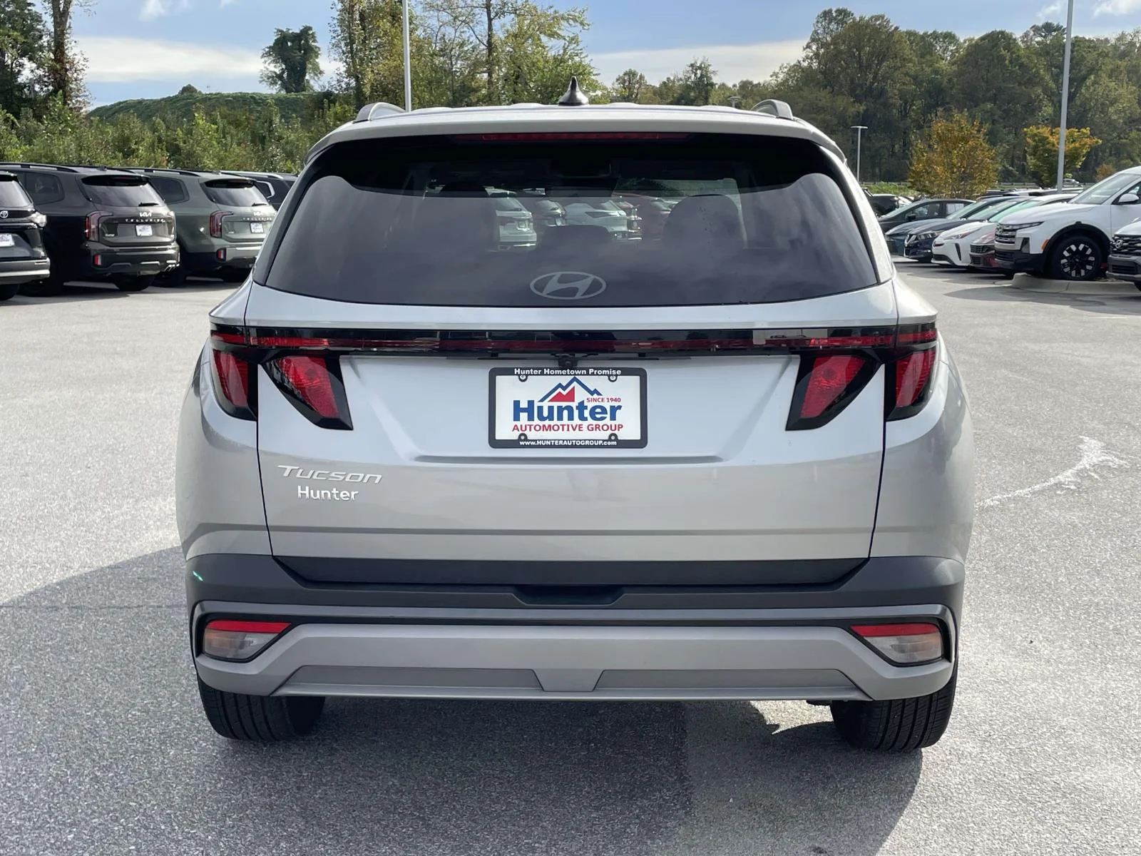 Used 2025 Shimmering Silver Hyundai SEL image 26