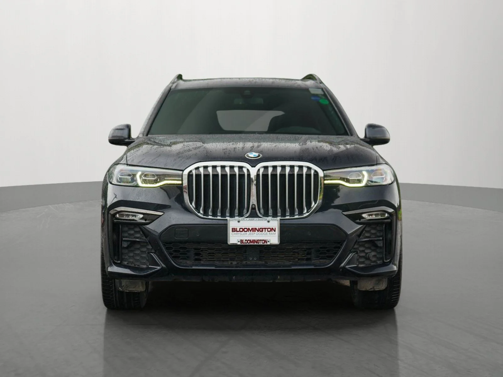 Used 2020 Carbon Black Metallic BMW xDrive40i image 2