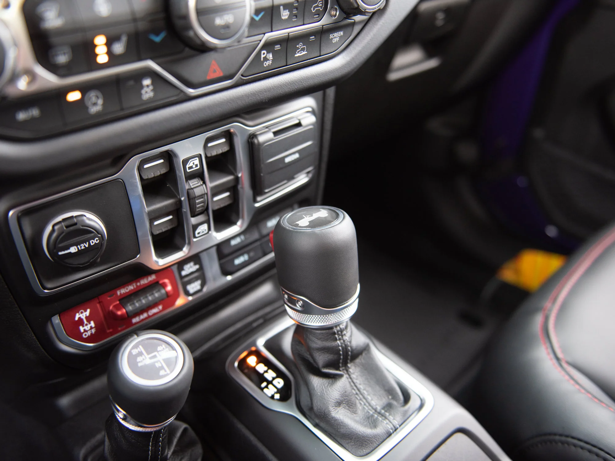 New 2026 reign Jeep Rubicon X* image 21