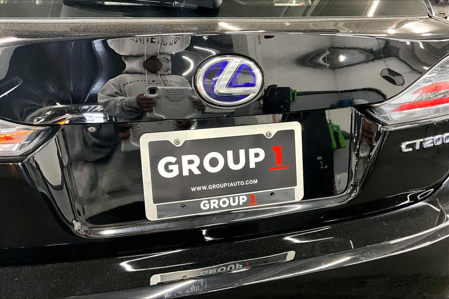 Used 2017 Obsidian Lexus  image 30