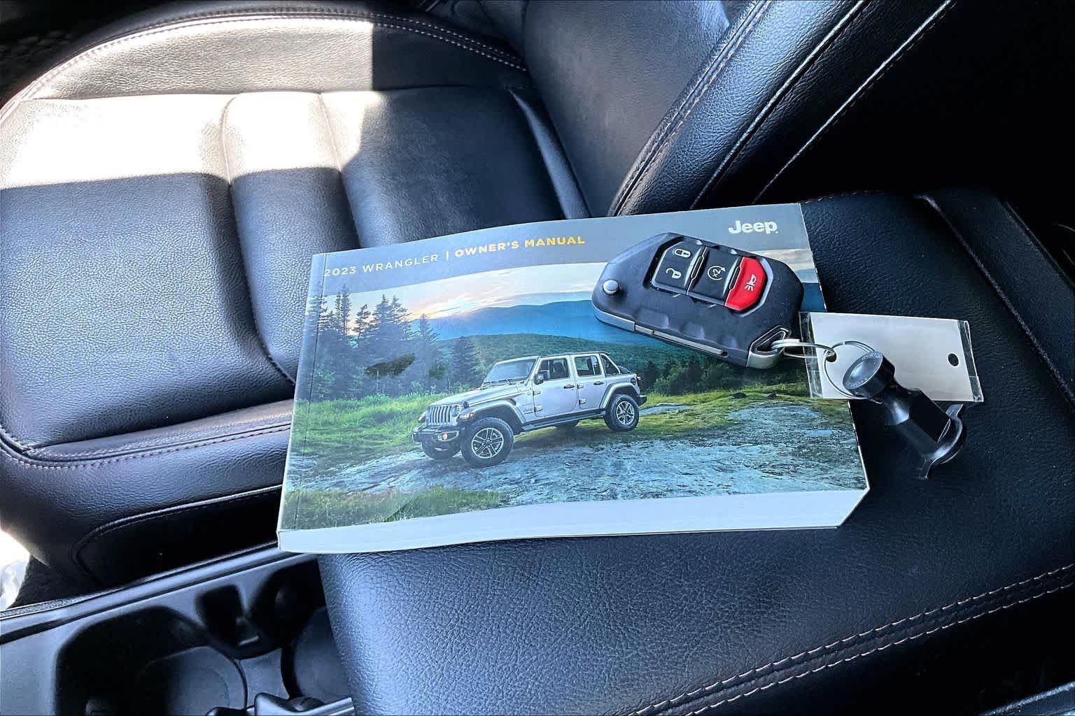2023 Jeep Wrangler 4-Door Rubicon 392 - Photo 13