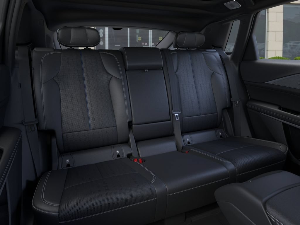 2027 Cadillac LYRIQ Premium Sport - Photo 17