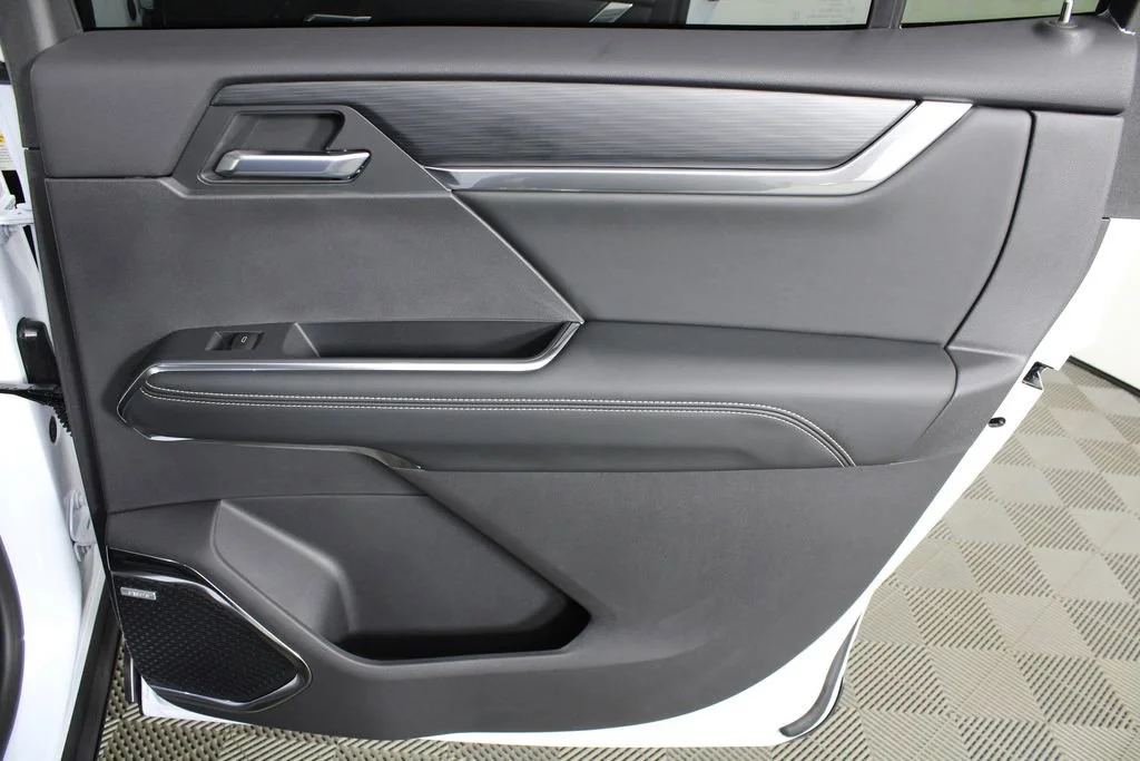 2026 GMC Acadia Elevation - Photo 11