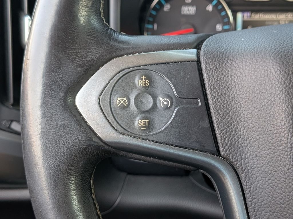 Used 2015 Silver Chevrolet LT image 22