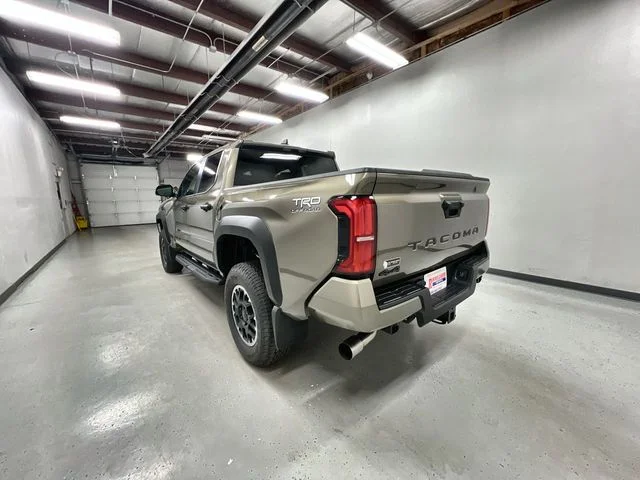 2026 Toyota Tacoma TRD Off Road - Photo 6
