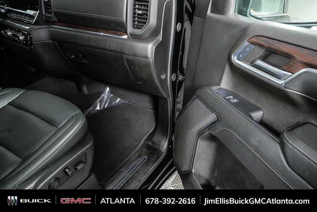 Used 2024 Onyx Black GMC SLT image 22