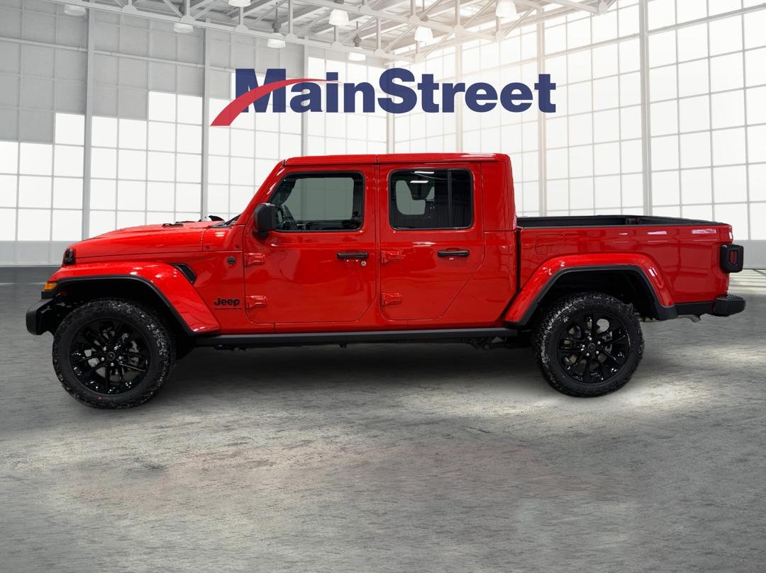 Used 2025 Jeep Gladiator Nighthawk with VIN 1C6PJTAG6SL505512 for sale in Kansas City