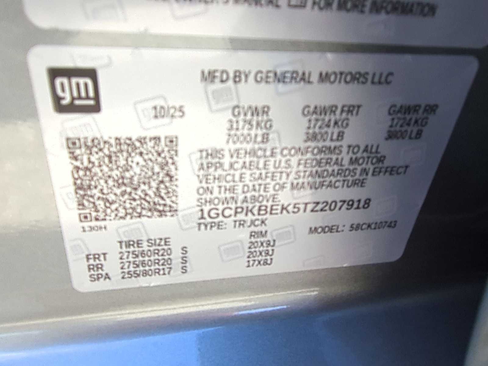 Used 2026 Sterling Gray Metallic Chevrolet Custom image 28