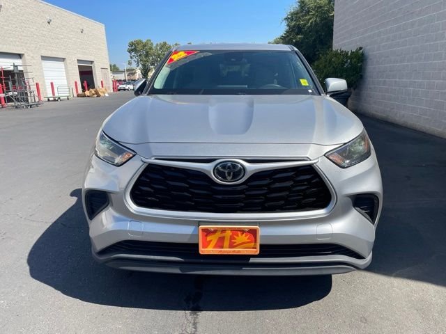 Used 2022 Silver Toyota L image 2