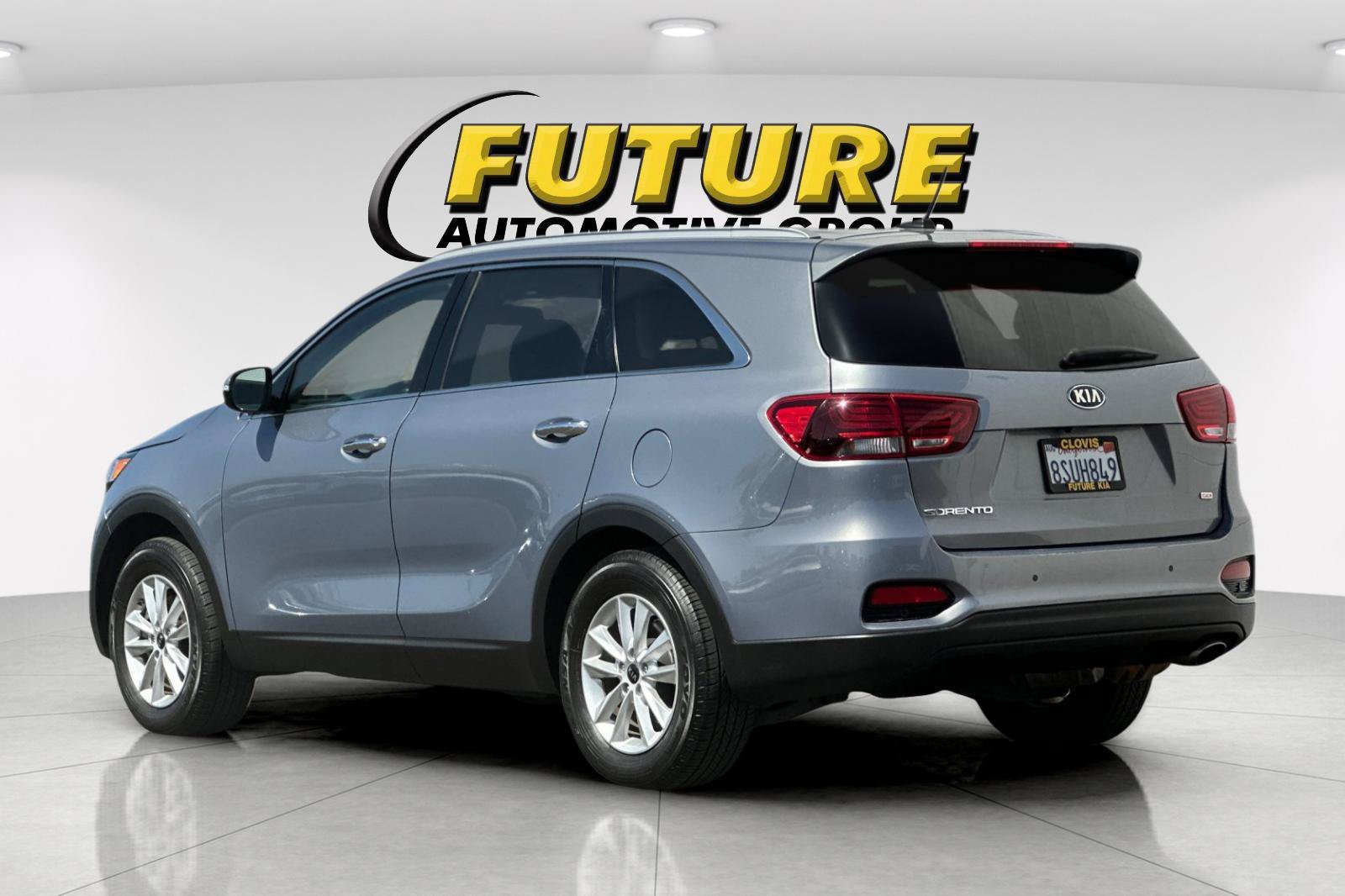 Used 2020 Silver Kia LX image 6