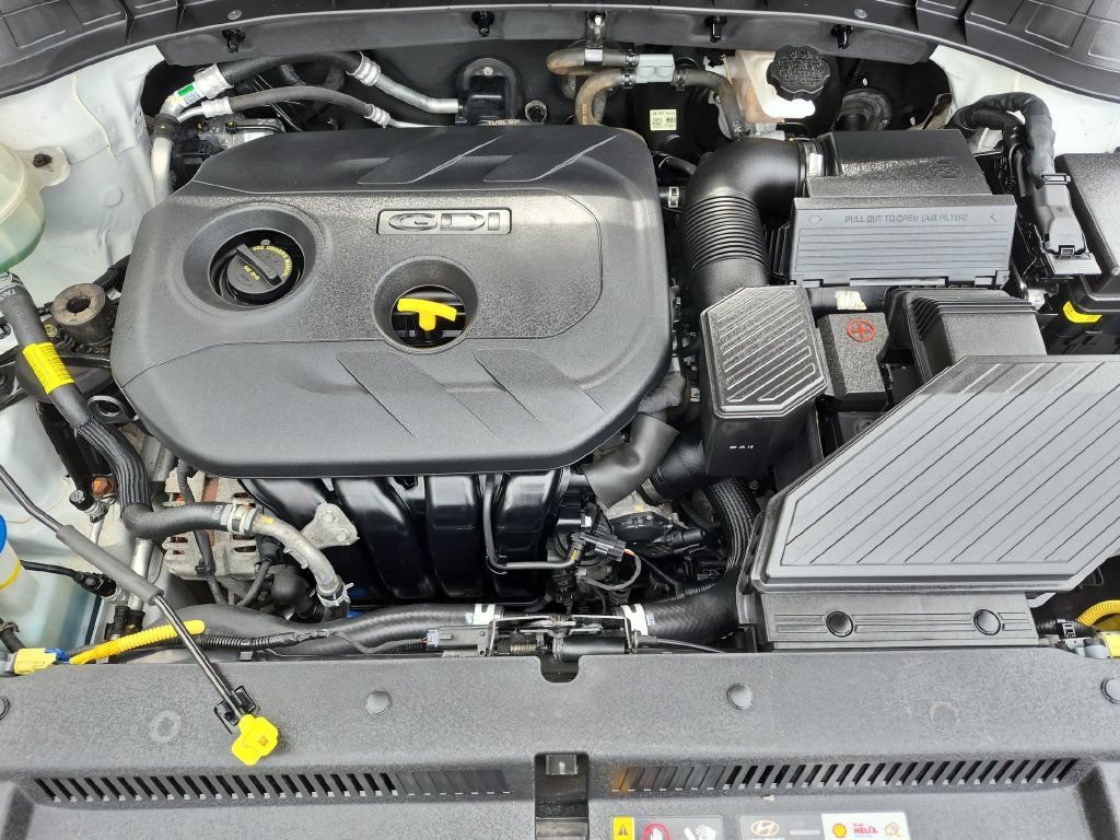 Used 2020 White Hyundai Value image 38