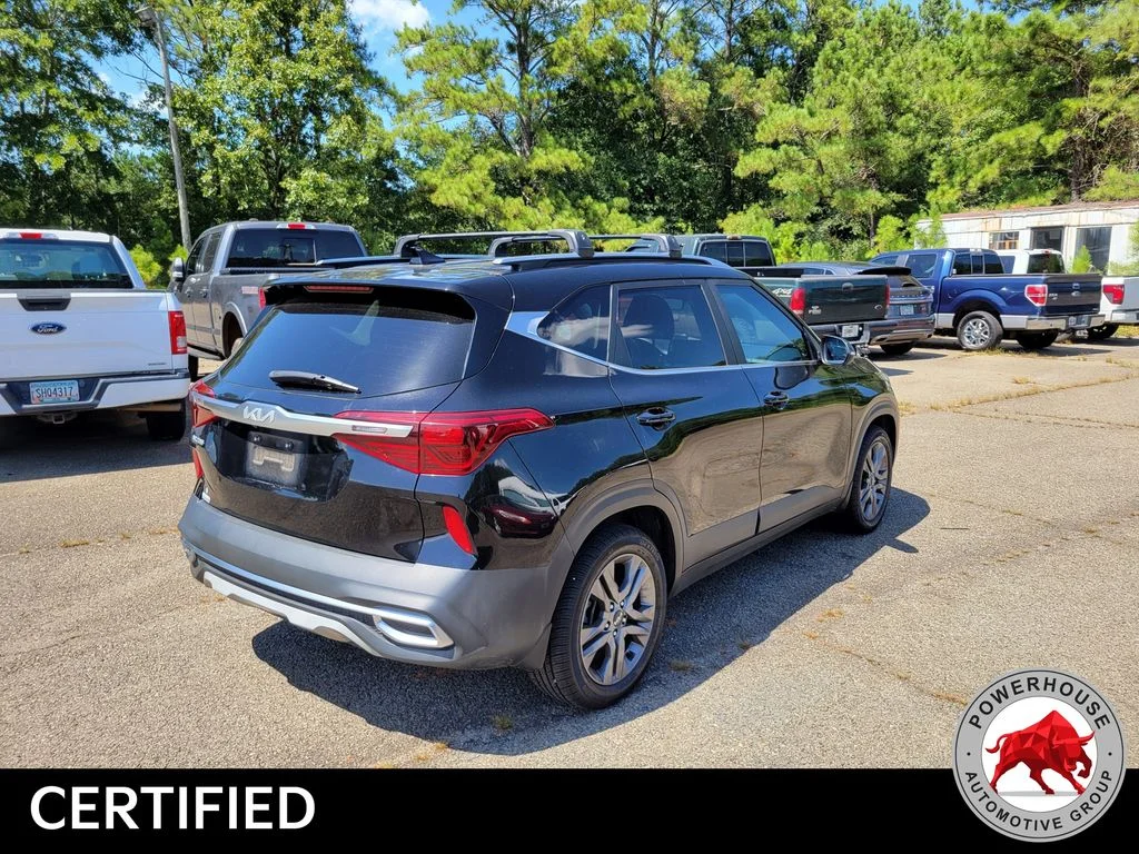 Used 2023 Black Kia S image 5