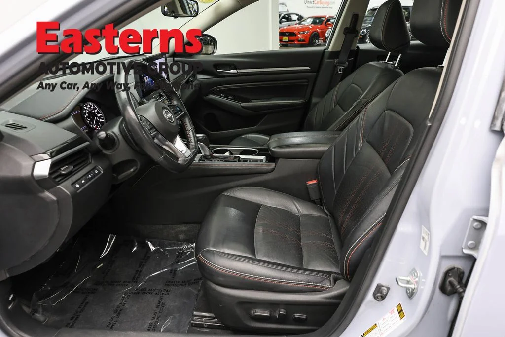 Used 2023 Gray Nissan 2.0 SR image 14