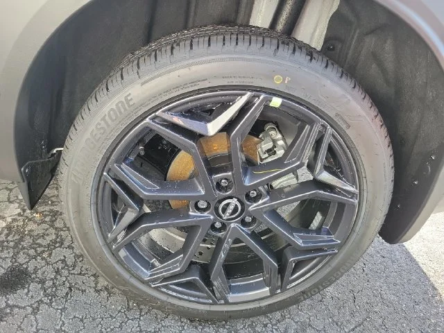 New 2027 Aspen White TriCoat Nissan SR image 5