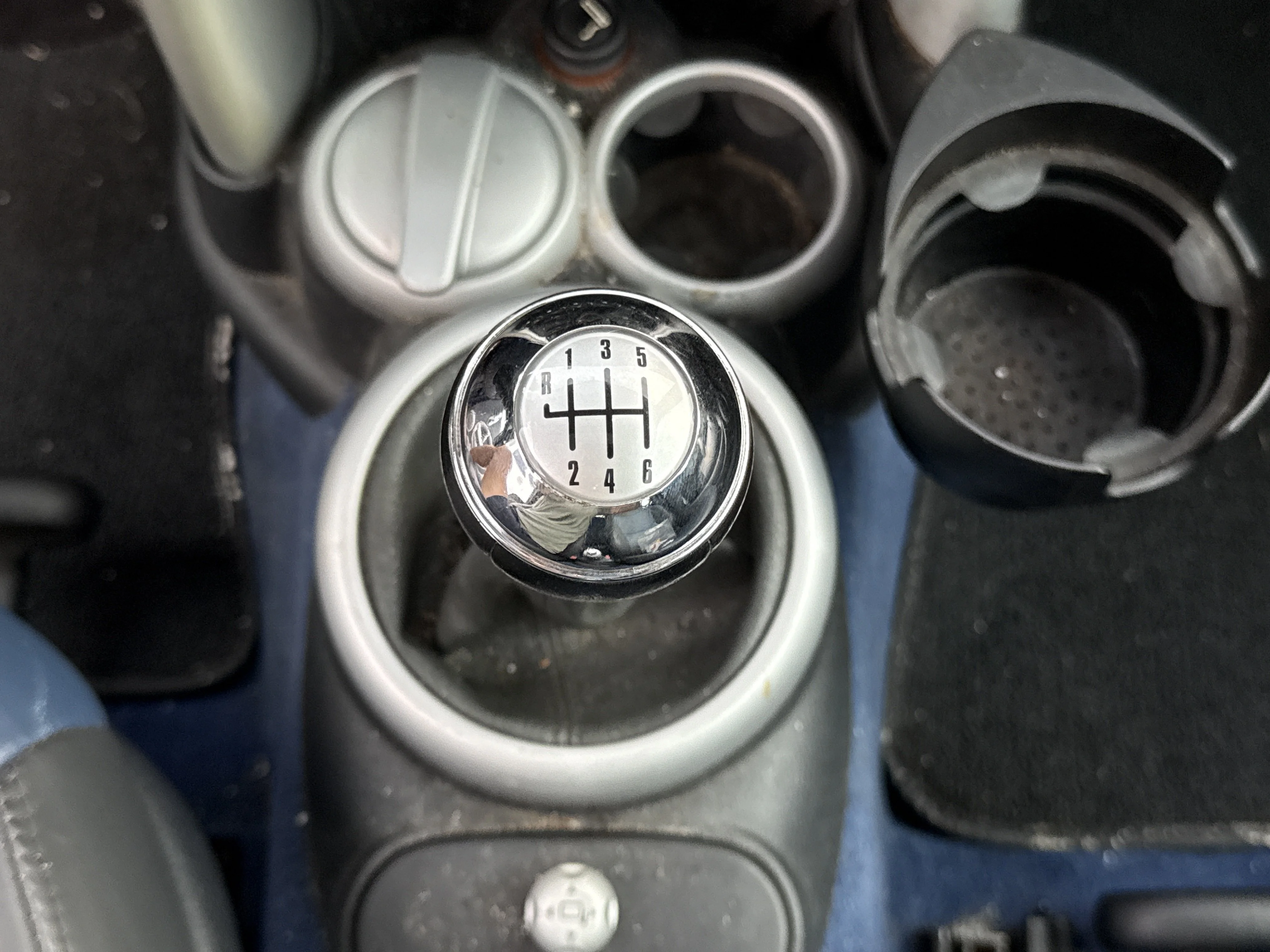 Used 2004  MINI S image 5