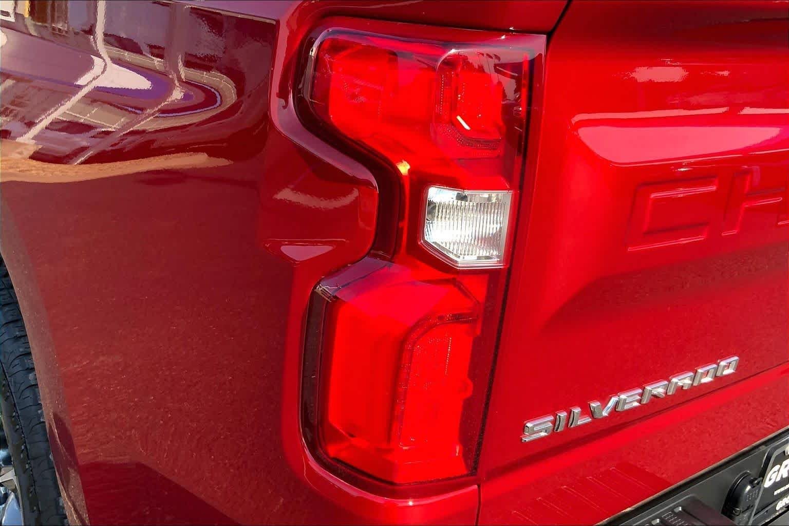 Used 2024 Radiant Red Tintcoat Chevrolet RST image 29