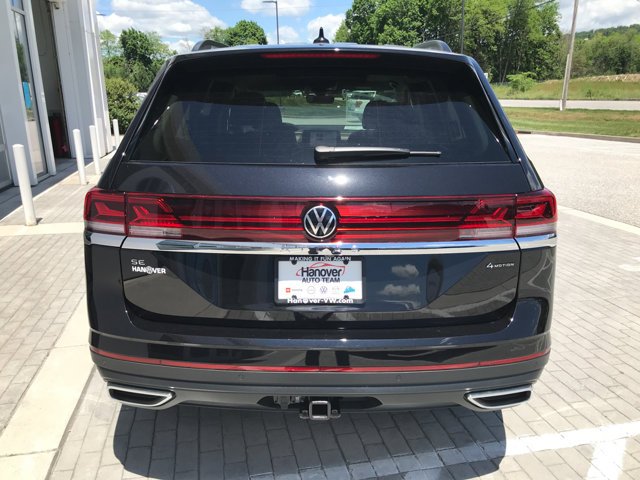 New 2026 Deep Black Pearl Volkswagen 2.0T SE w/Technology image 7