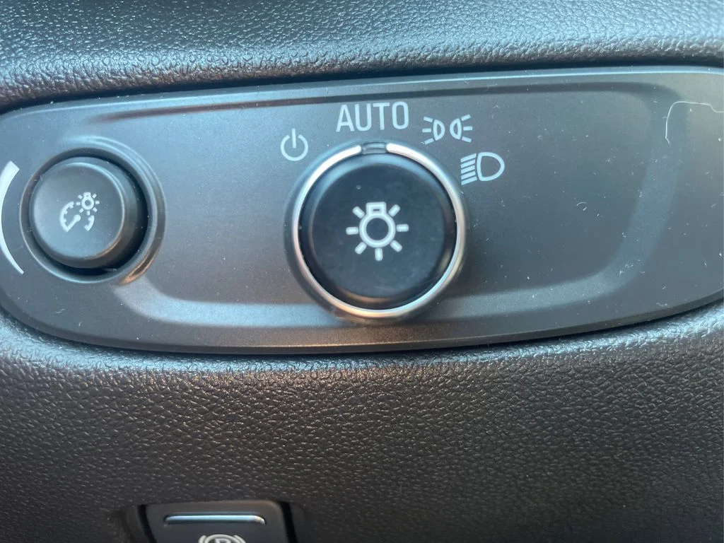 Used 2024 Sterling Gray Metallic Chevrolet LT image 15