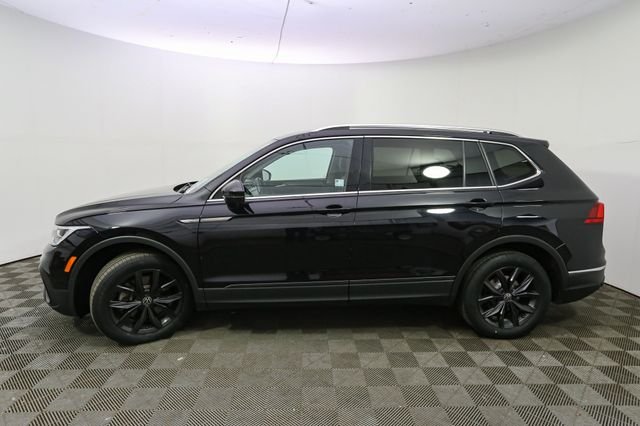 Used 2024  Volkswagen 2.0T SE image 6