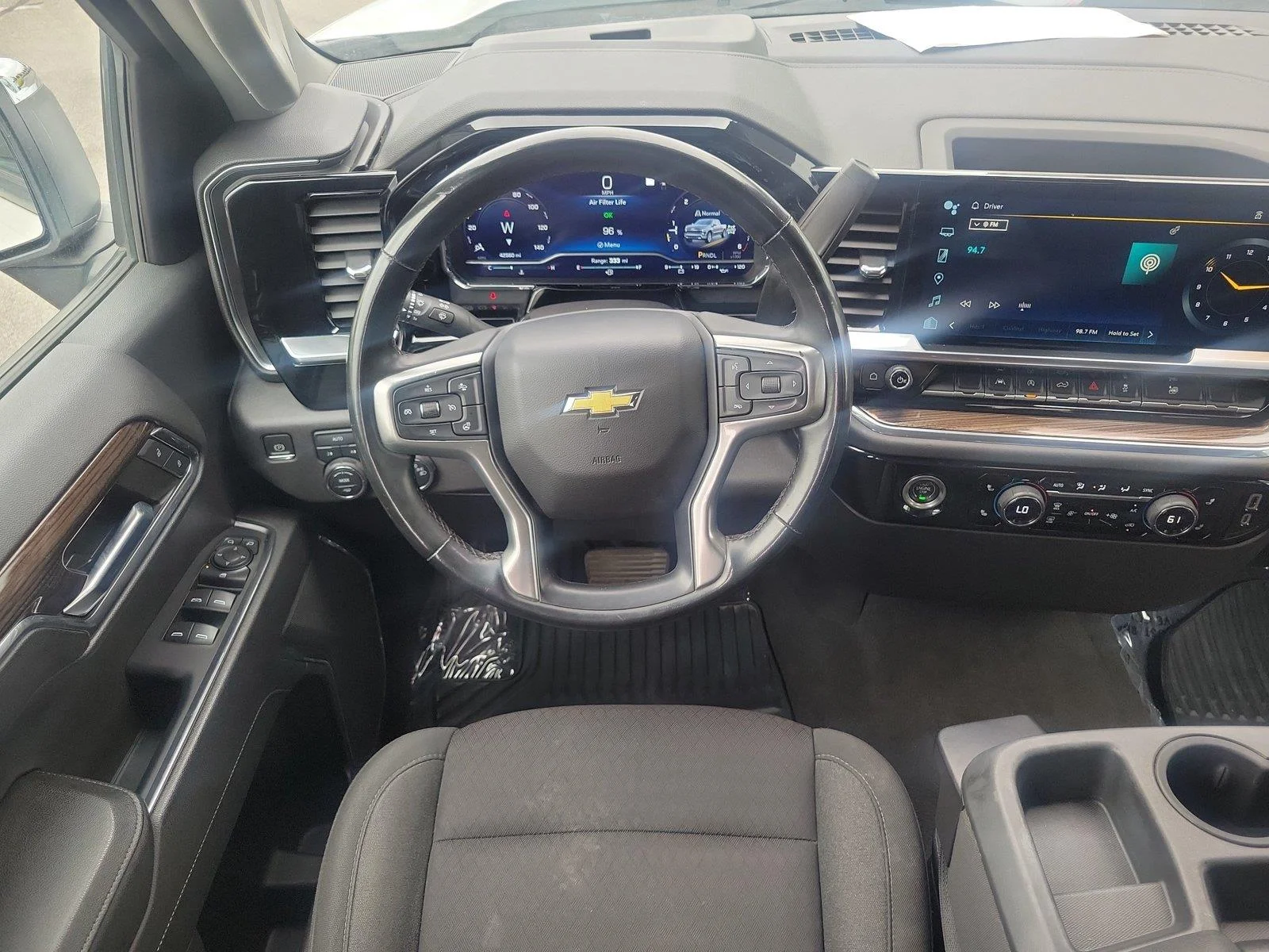 Used 2023 Summit White Chevrolet LT (2FL) image 12