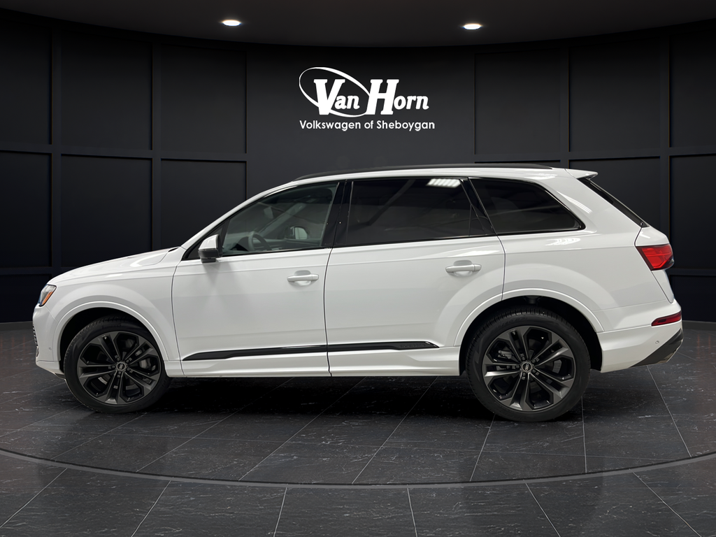 Used 2025 Glacier White Audi 55 Premium Plus image 4