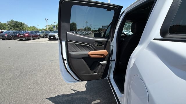 2026 GMC Canyon AT4 - Photo 37