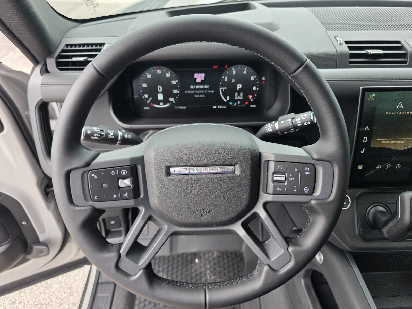 New 2026 Borasco Grey Land Rover P400 X-Dynamic SE image 16