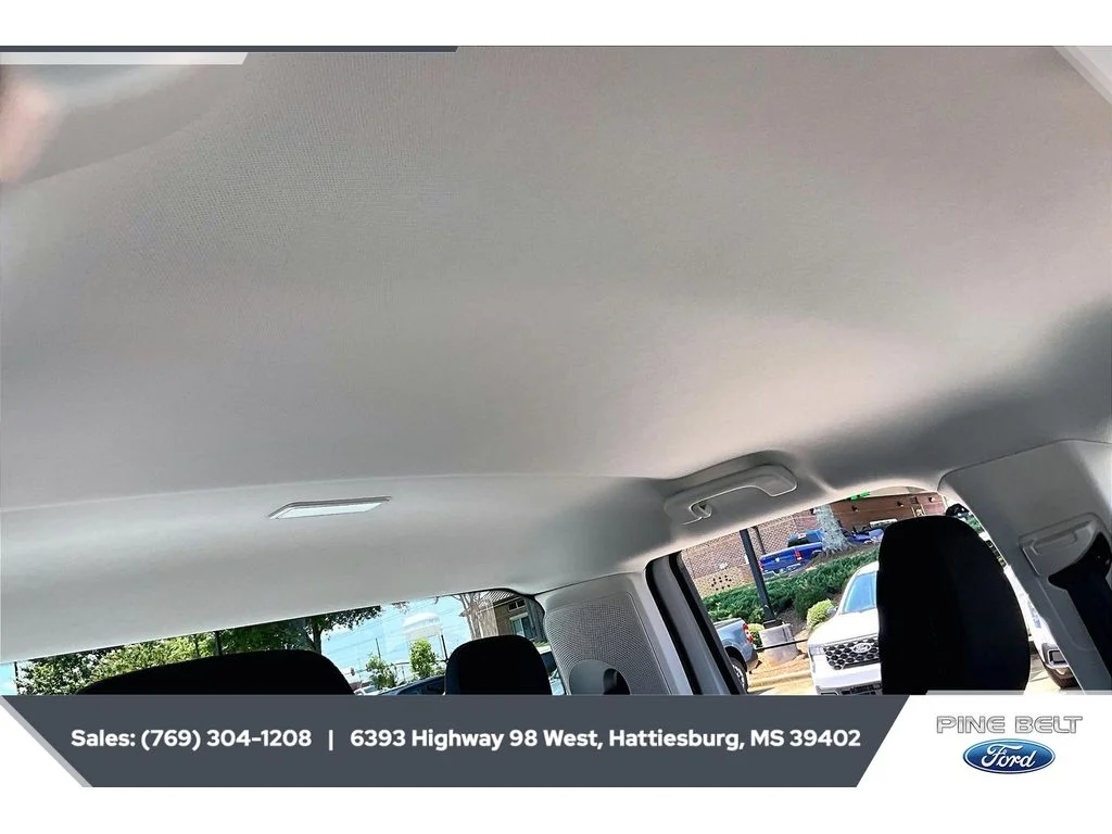 New 2026 Oxford White Ford XL image 17