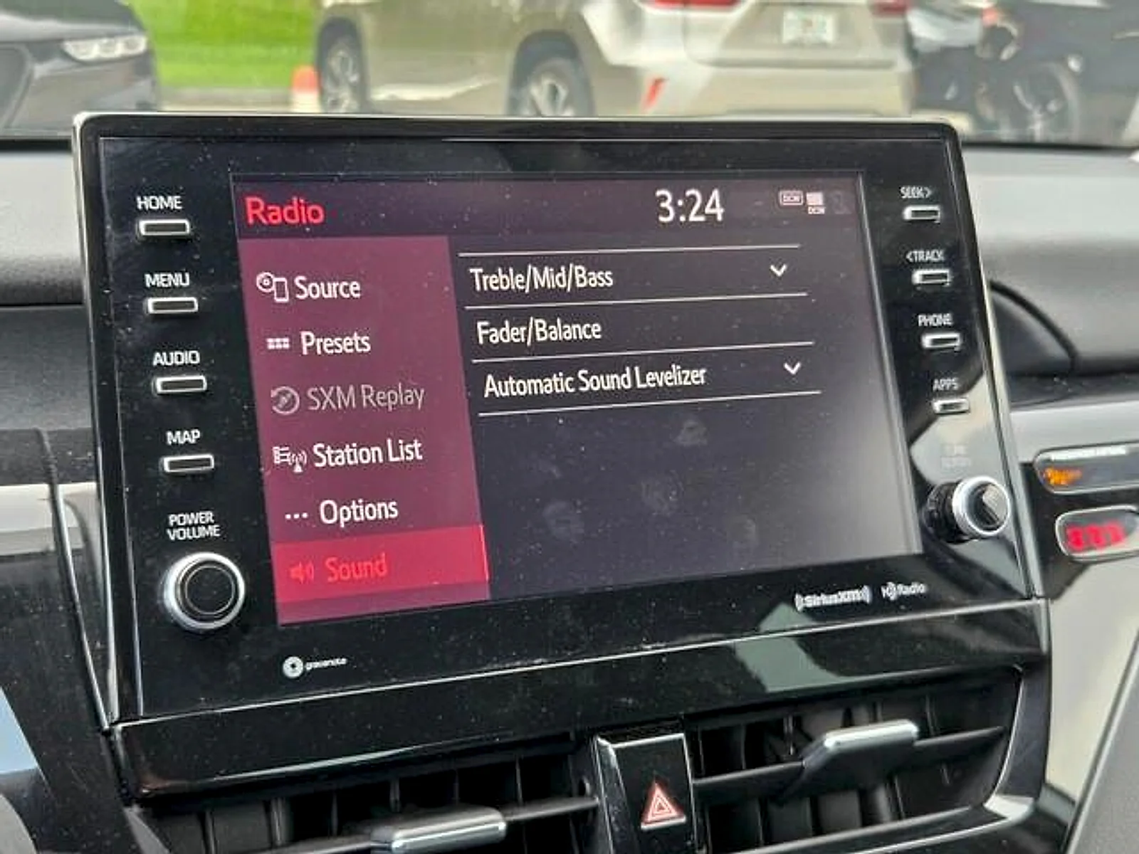 Used 2021 Wind Chill Pearl Toyota XLE image 18