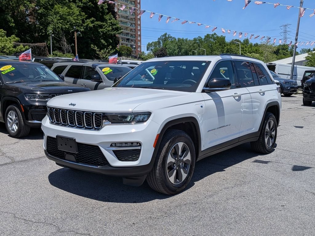Used 2024 White Jeep 4xe image 2