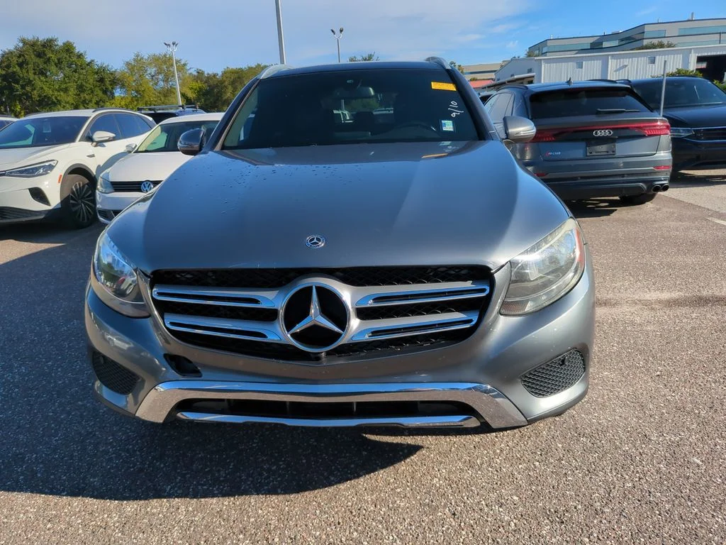 Used 2017  Mercedes-Benz GLC 300 image 6