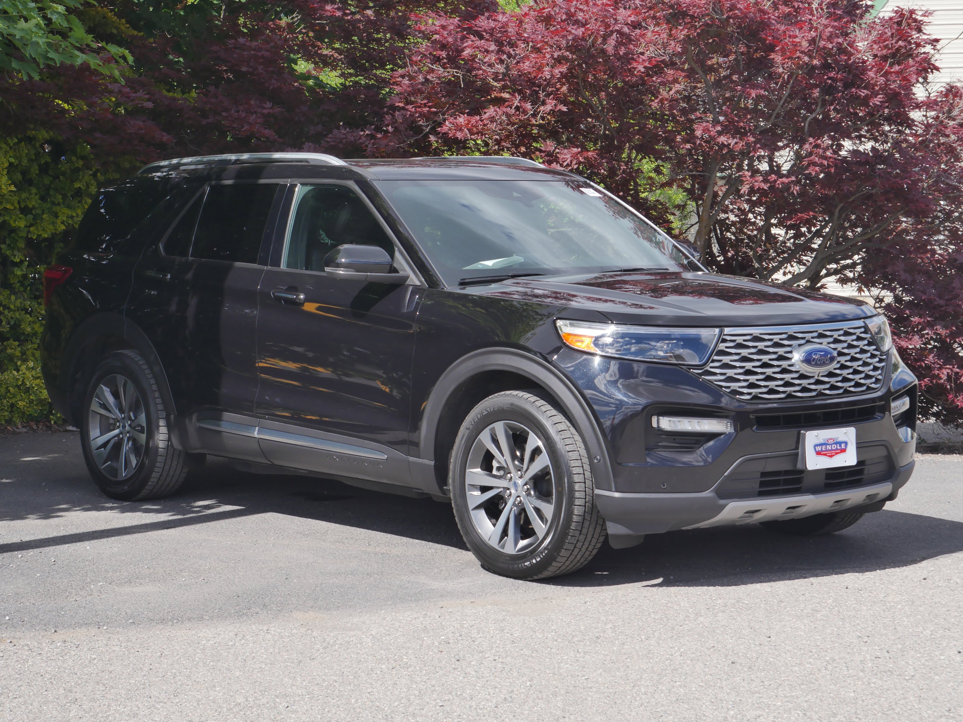 Certified Used 2020 Black Metallic Ford Platinum image 32
