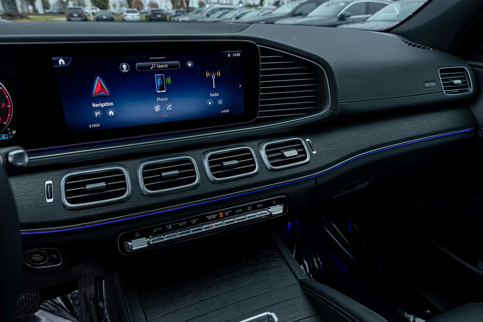 New 2026 Obsidian Black Metallic Mercedes-Benz GLE 350 image 13