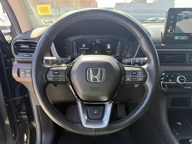 Used 2025 Black Honda Elite image 19