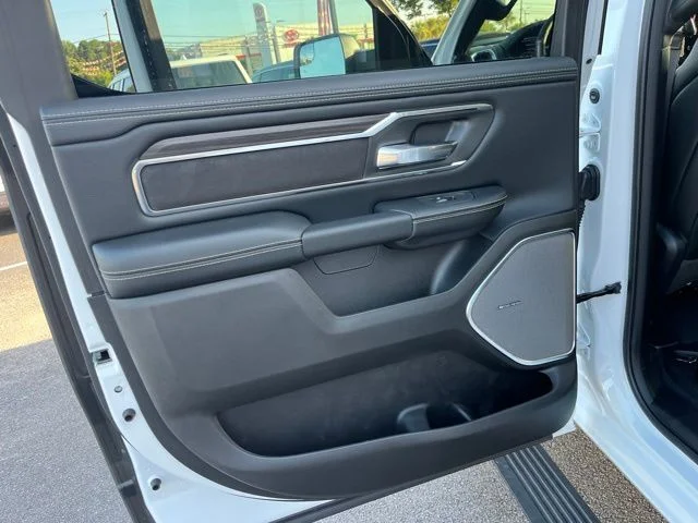 New 2026 Bright White Clear-Coat Exterior Paint RAM Laramie image 10
