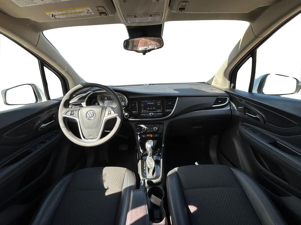Used 2022 White Buick Preferred image 17