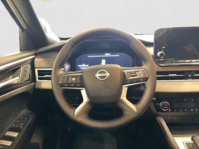 New 2026 White Nissan Platinum image 13