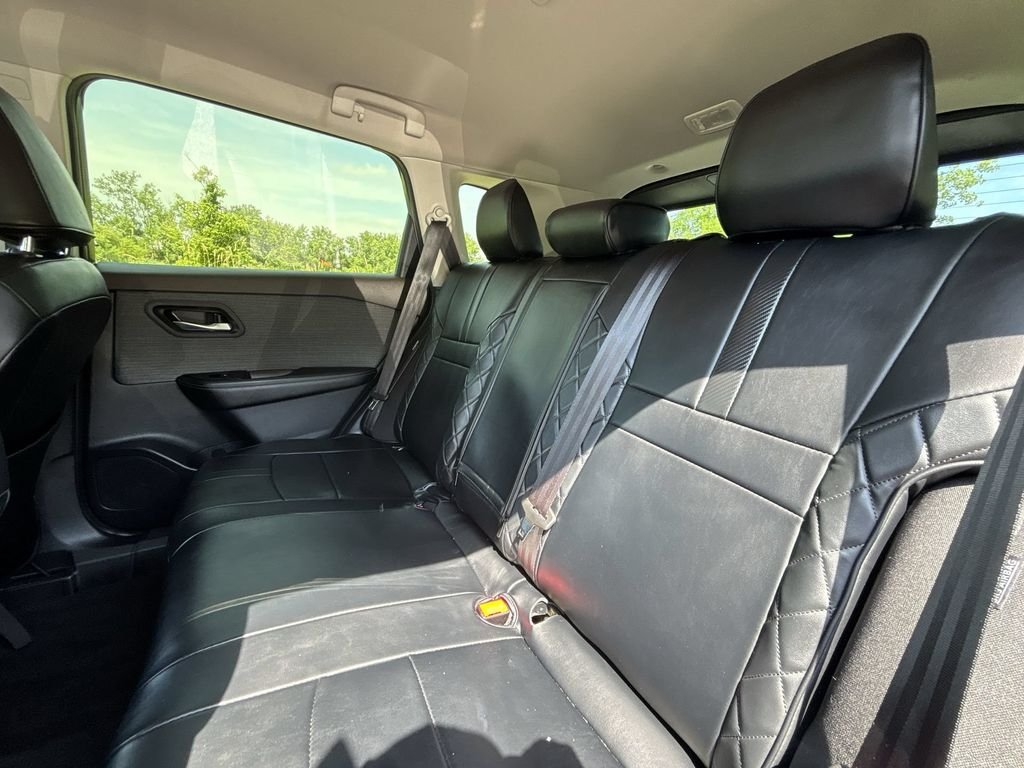 Used 2023 Gray Nissan SV image 25