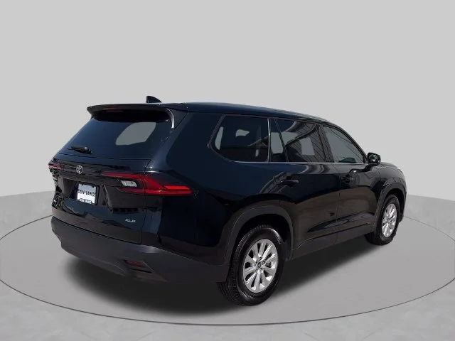 Used 2025 Black Toyota XLE image 5