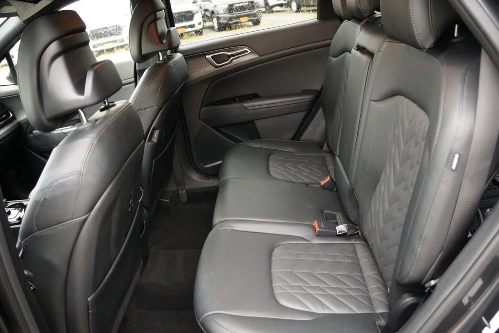 Used 2024 Gravity Gray Kia X-Line image 17