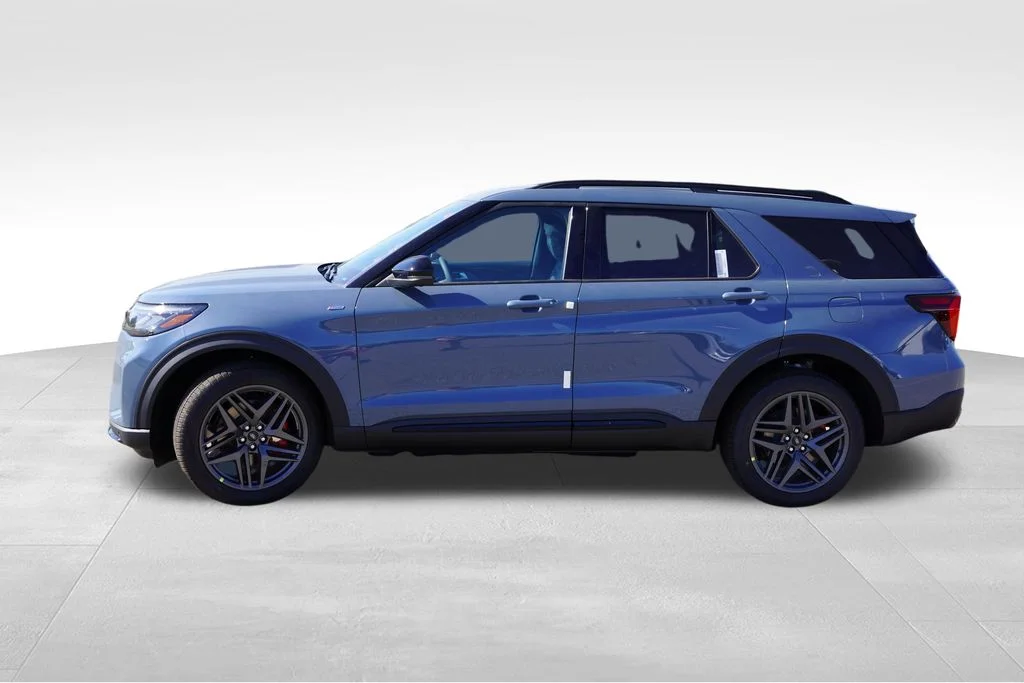 New 2026 Blue Ford ST-Line image 6