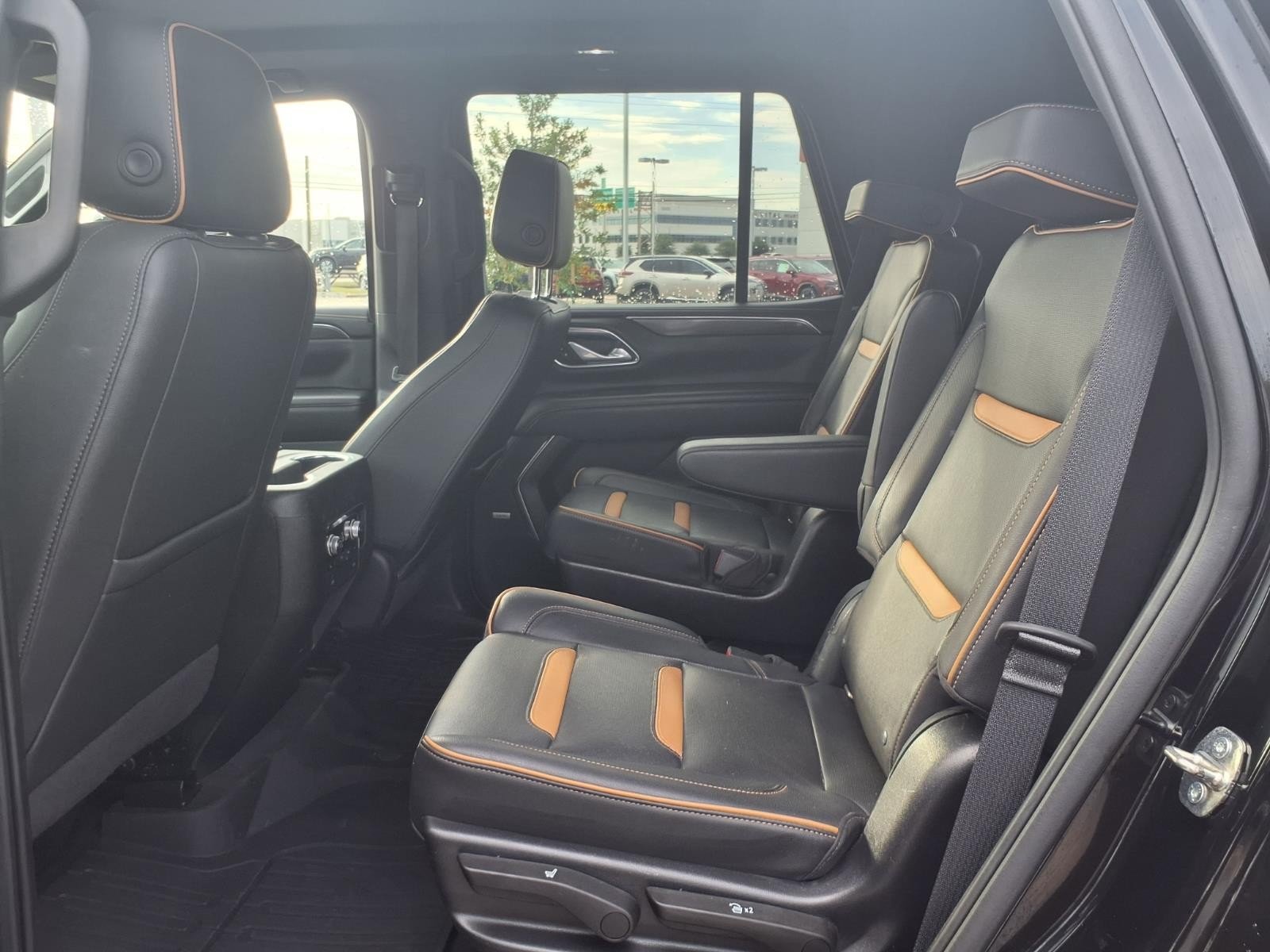 2022 GMC Yukon photo 14 of 28