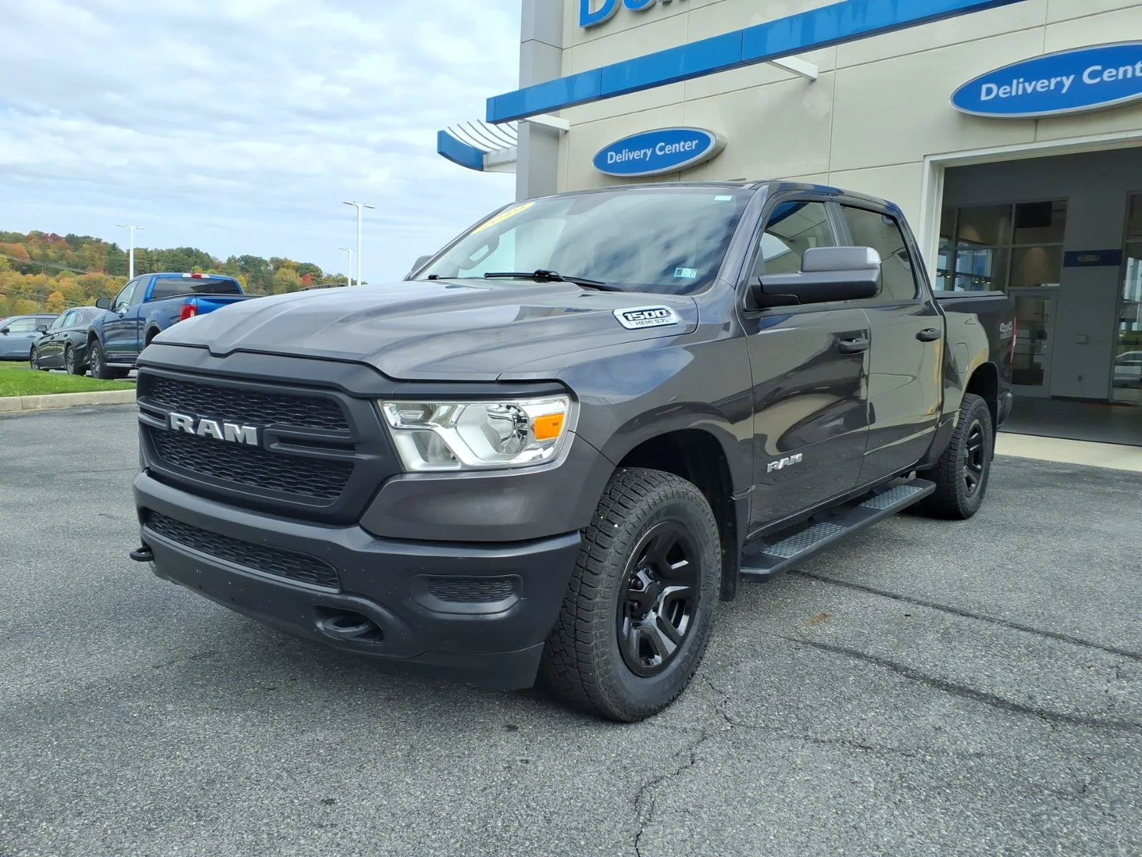 Certified Used 2019 Granite Crystal Metallic Clearcoat Ram Tradesman image 8