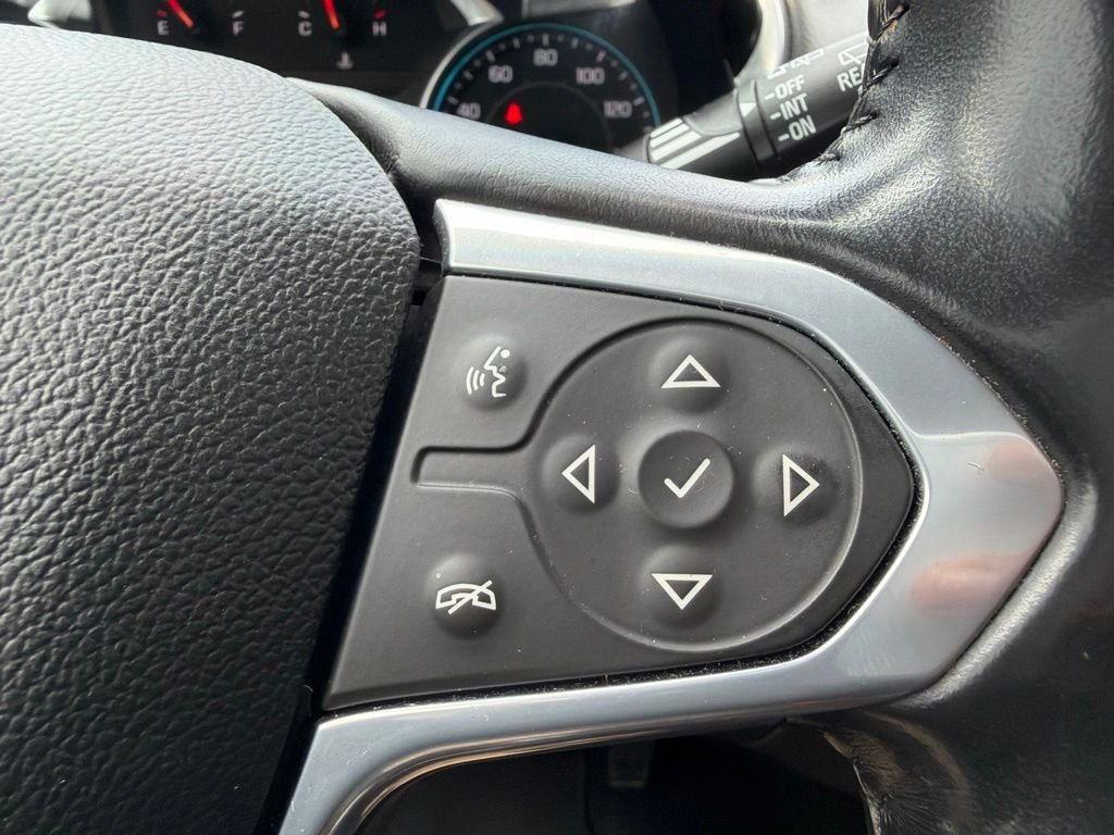 Used 2021 Gray Chevrolet LT image 25