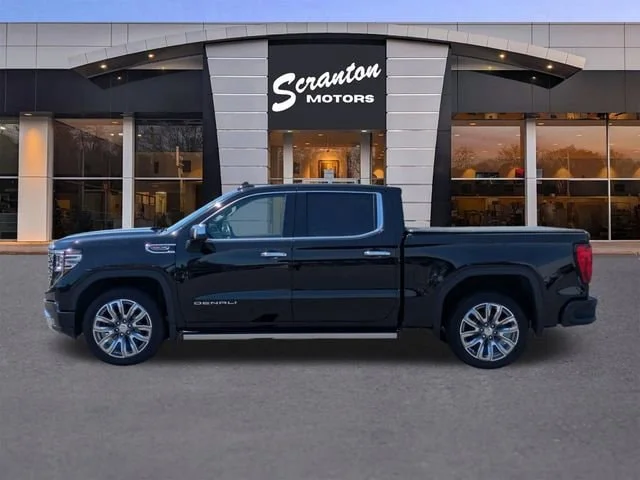 Used 2023 Onyx Black GMC Denali image 2